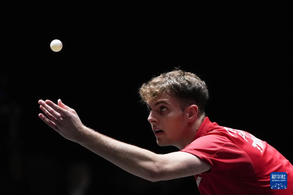 外线手热！贺希宁三分10中5拿下23分4板 正负值+23.