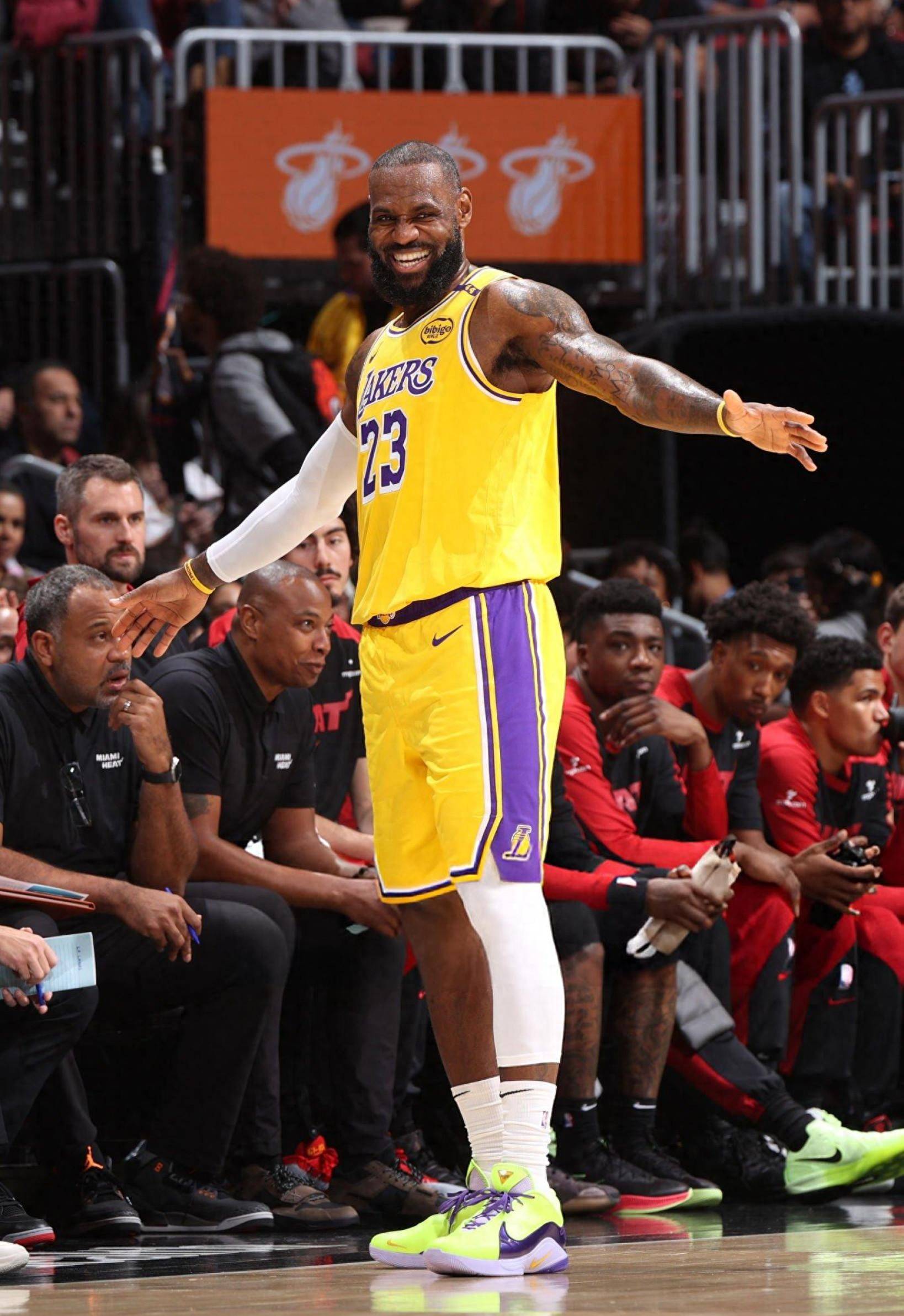 防线的丢球 防线的丢球